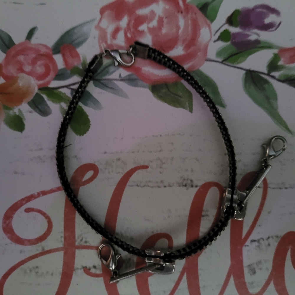 Zipper Bracelet - Picture 2 of 3